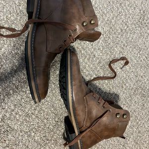 Size 8 men Target Goodfellow Boots .
